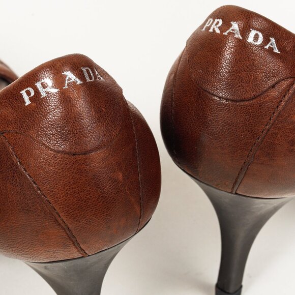 Prada Brown Leather Scrunch Pointed Toe Pumps - Picture 9 of 11